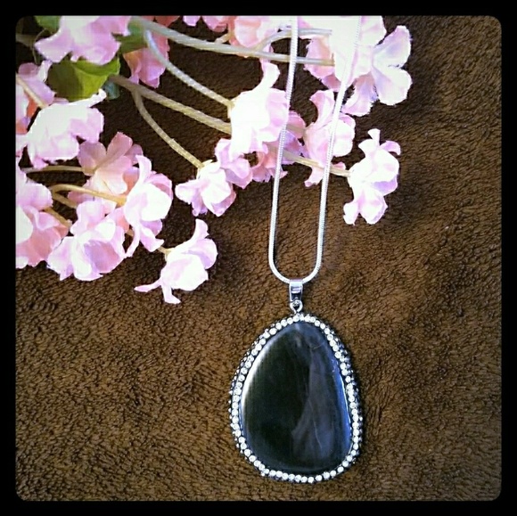 Jewelry - Onyx Black Pendant